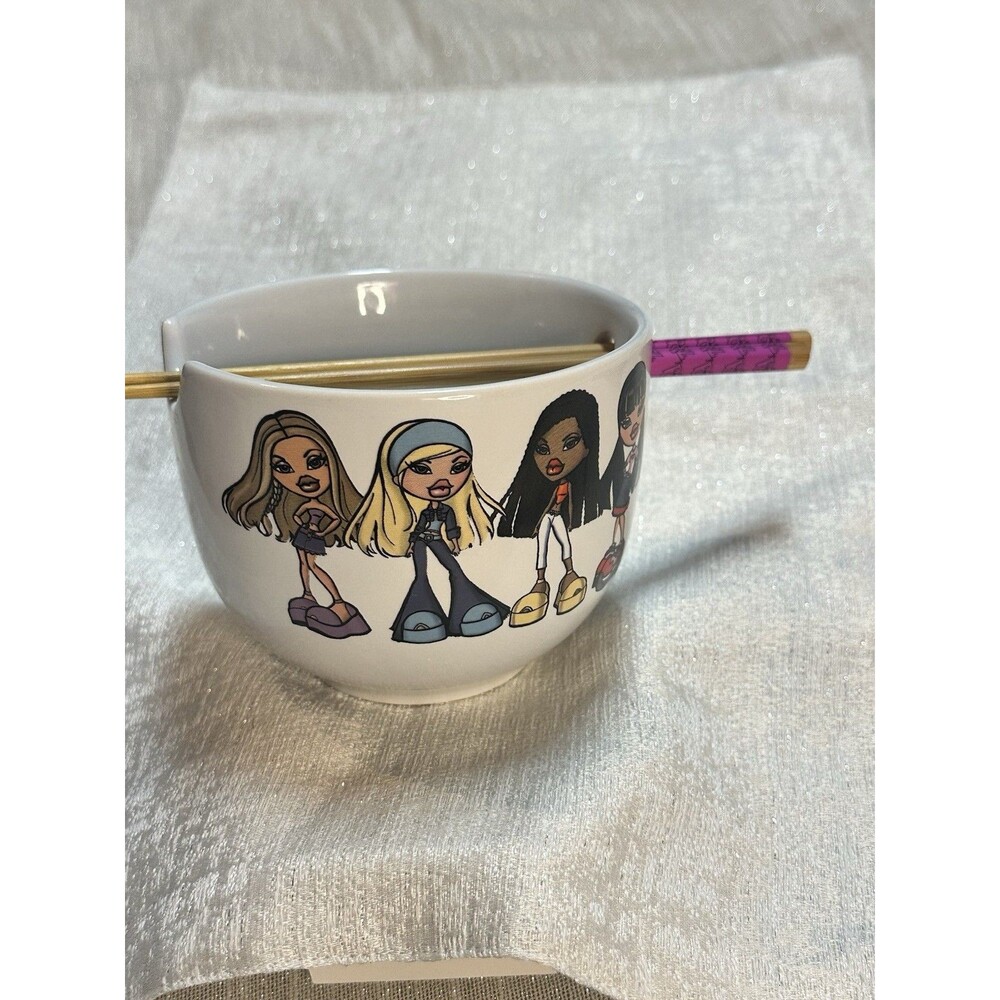 Bratz 20-Ounce Ceramic Ramen Bowl and Chopstick Set